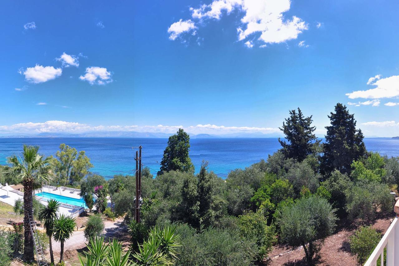 Veroniki Penthouse Deluxe Apartment Agios Ioannis Peristerion Exterior photo