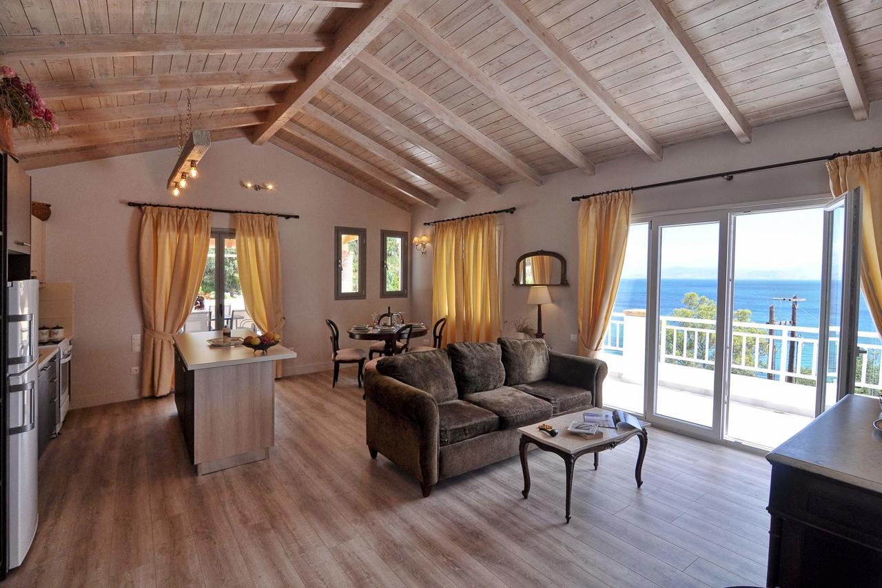 Veroniki Penthouse Deluxe Apartment Agios Ioannis Peristerion Exterior photo